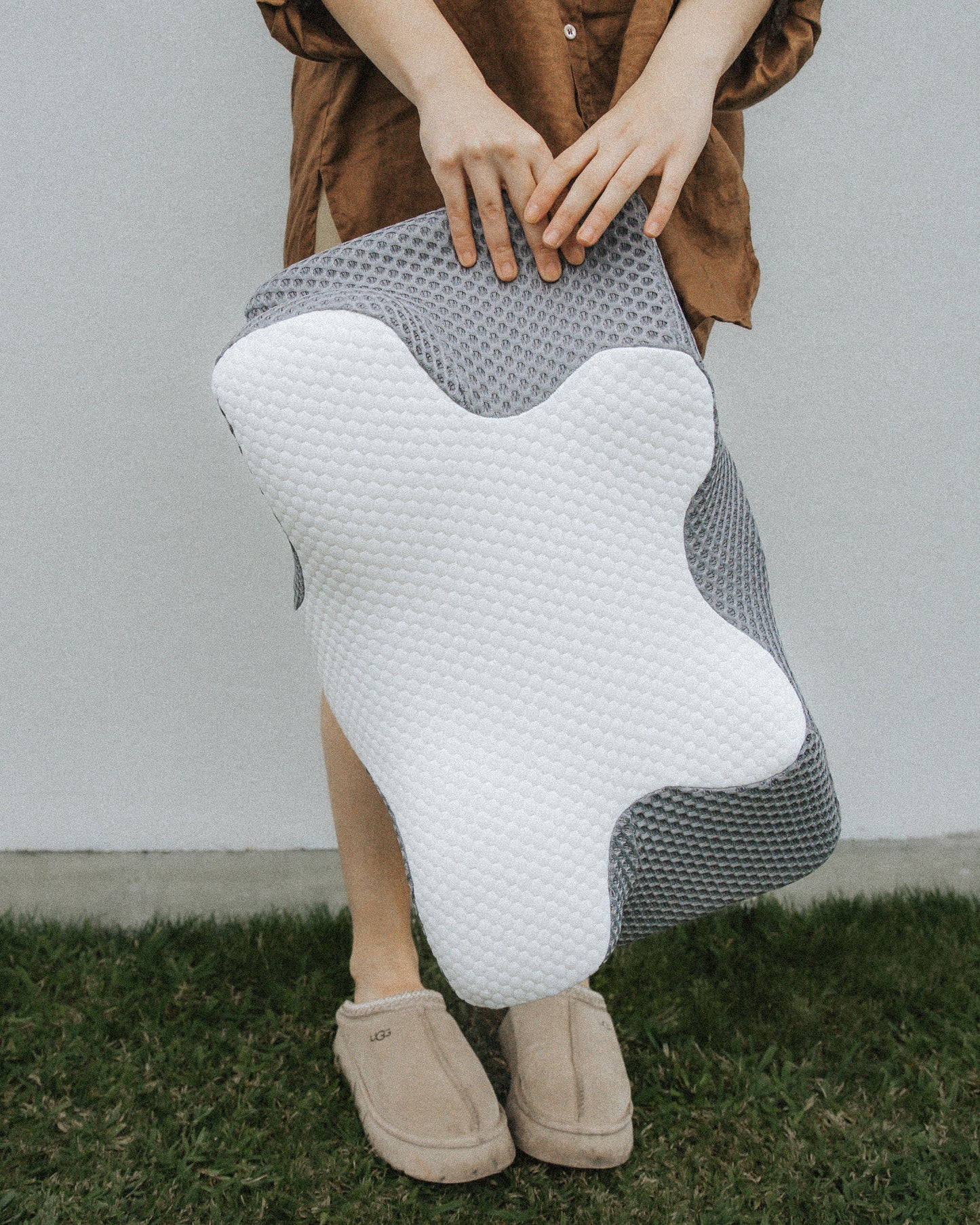 Dream Sleep Posture Pillow - Grey
